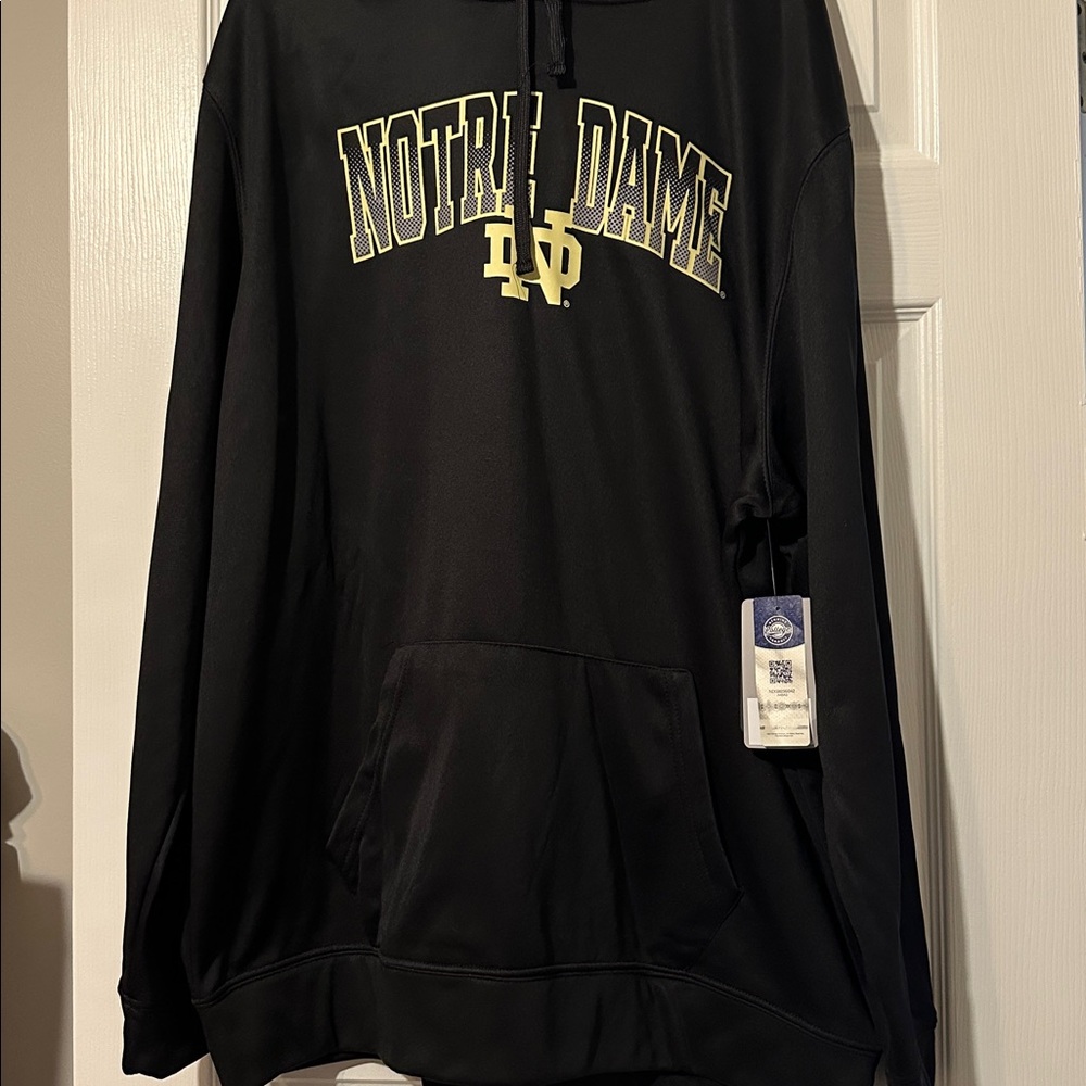 Colosseum Men's Classic Notre Dane Black Outerwear 3XL